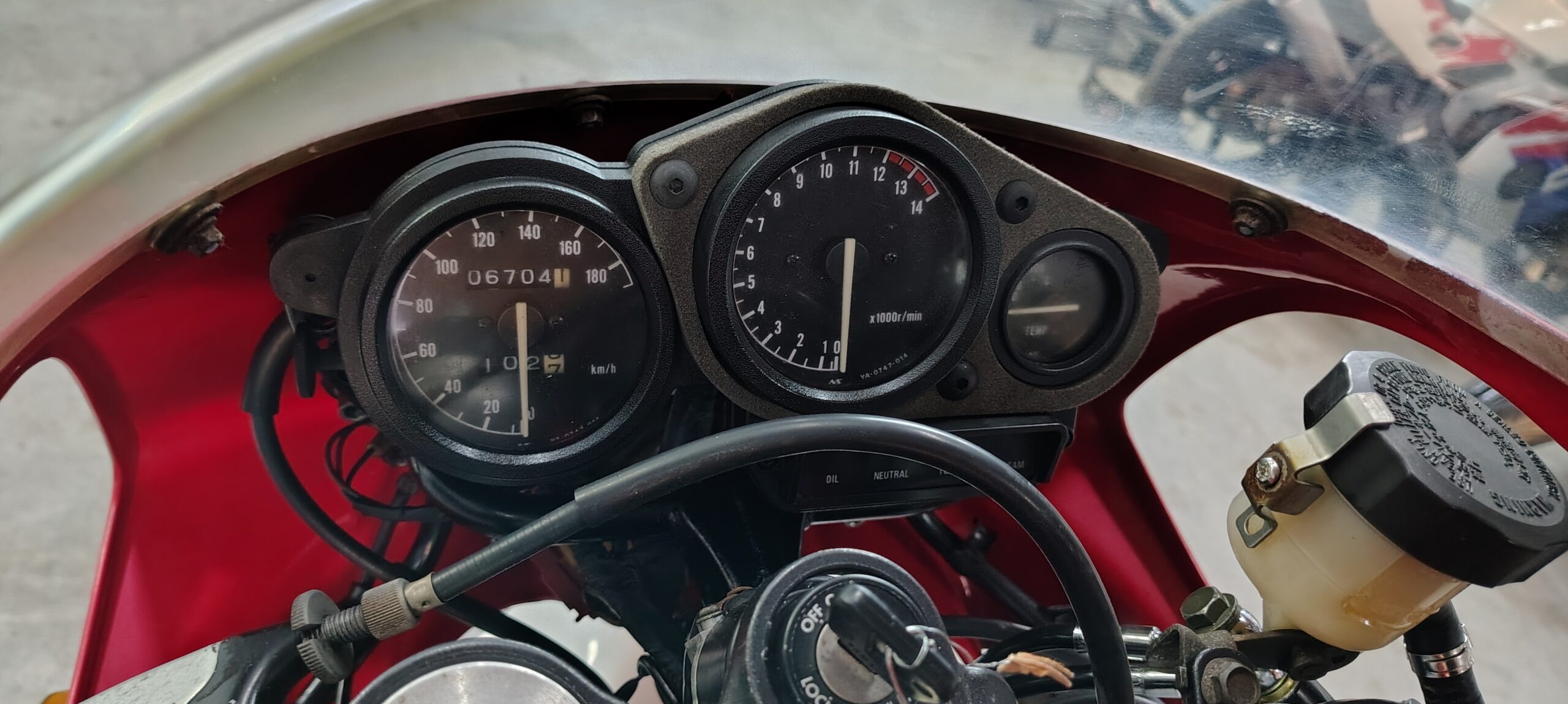 Yamaha TZR250R 3XV - Imagen 9