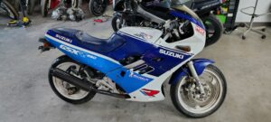 SUZUKI GSXR250 GJ72