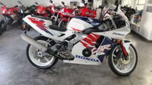 Honda CBR250RR MC22